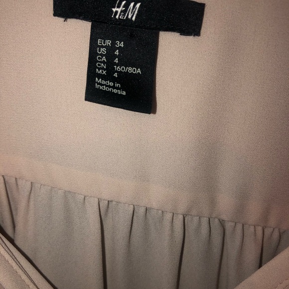 express button up - Picture 2 of 2